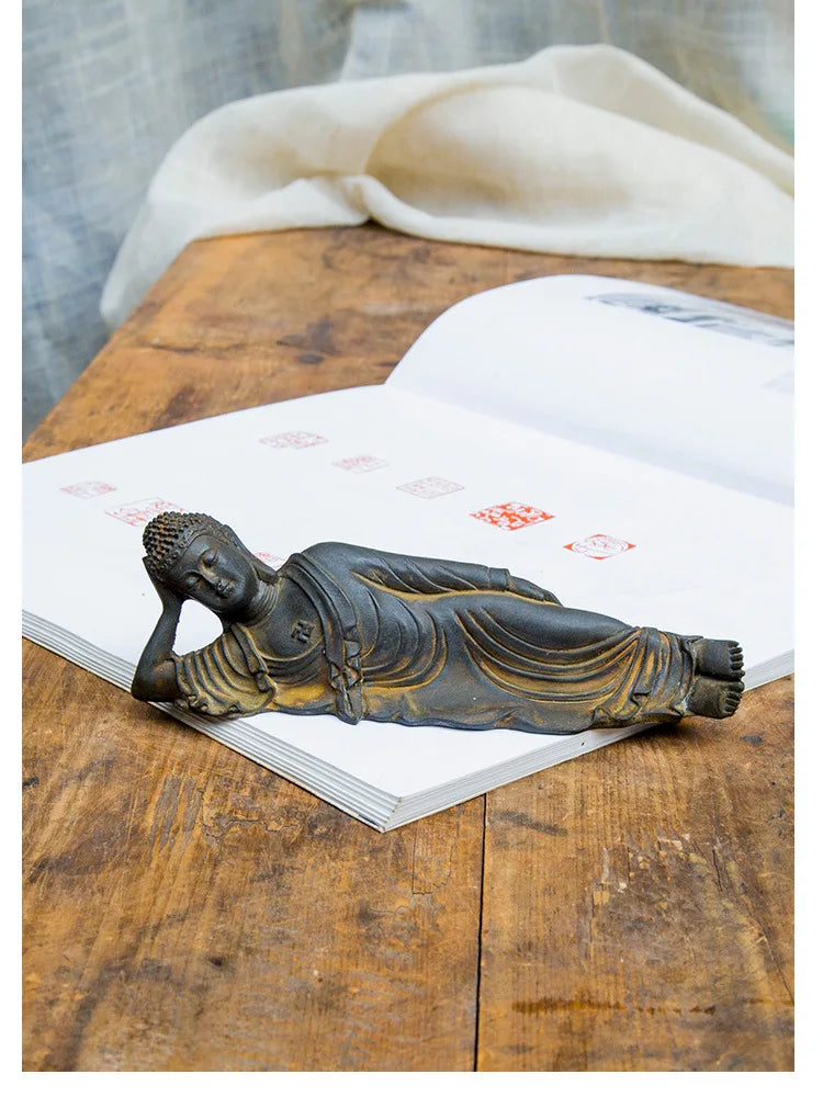 Reclining Buddha Statue – Resin & Iron Powder Sculpture, Mahāparinibbāna Lion’s Pose